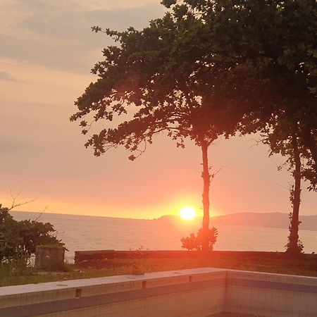 Hotel Kumala Samudra Cikakak Kültér fotó